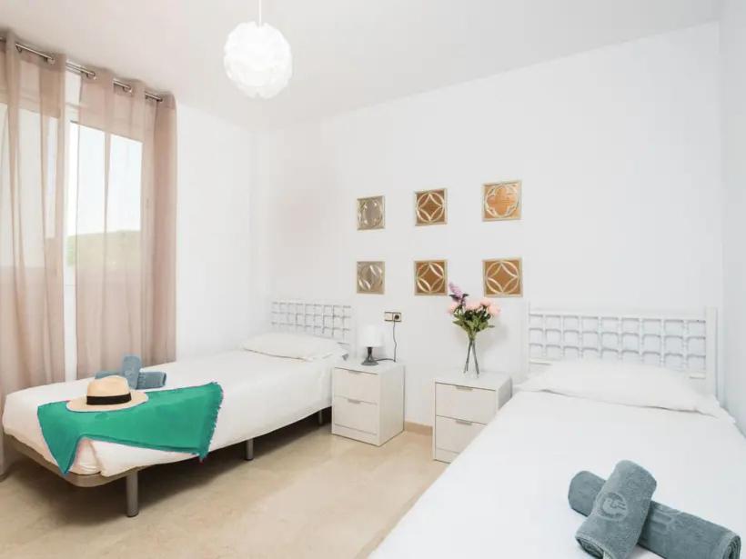 Apartment Manilva Hide Away 2 Exterior foto